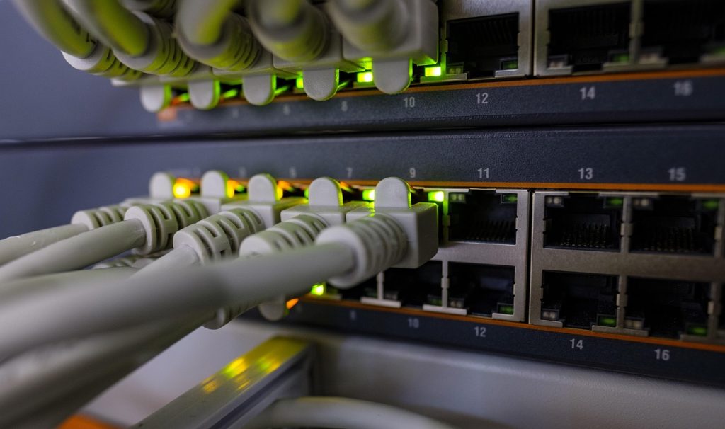 A internet no Brasil como conhecemos está prestes a acabar de uma vez por todas, mas é preciso saber o que acontecerá a partir de então.