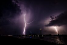 Um fenômeno natural promete chuvas fortes no Brasil e os moradores das regiões afetadas devem ficar atentos ao alerta.