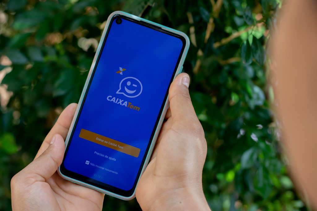 Descubra como conseguir pegar um crédito de R$ 800 no app o Caixa Tem; muita gente já conseguiu.