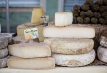 Os melhores queijos do Brasil tem ponto de parada certo! Veja quais são as cidades que brilham quando o assunto é esse.