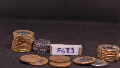 O novo crédito consignado do FGTS está liberado para os trabalhadores com conta ativa e inativa que tenha fundos disponíveis; veja como funciona.