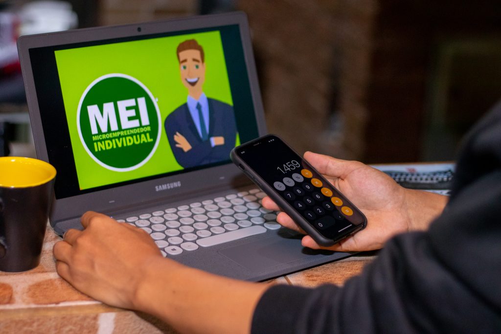 Novas mudanças para quem é MEI; é melhor ficar de olho para não cometer erros básicos em breve no Brasil.