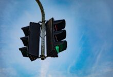 Uma lei dos semáforos podem alterar a maneira como você relaciona com as questões do trânsito brasileiro; entenda o que está acontecendo agora.