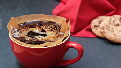 O tempo que você passa na mesa agora custa mais que o próprio café; entenda o que está acontecendo e como evitar os gastos a mais.