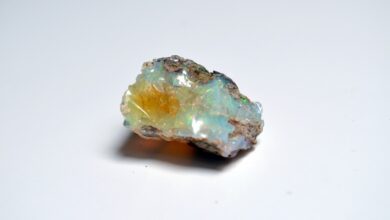 Opala Nobre é uma pedra preciosa incrível e raríssima, a qual só existe no Brasil; veja a única cidade que pode oferecer esse material tão exclusivo.