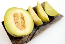 Que o melão é uma fruta saborosa e refrescante todos sabem, mas existe um segredo pouco revelado por aí.
