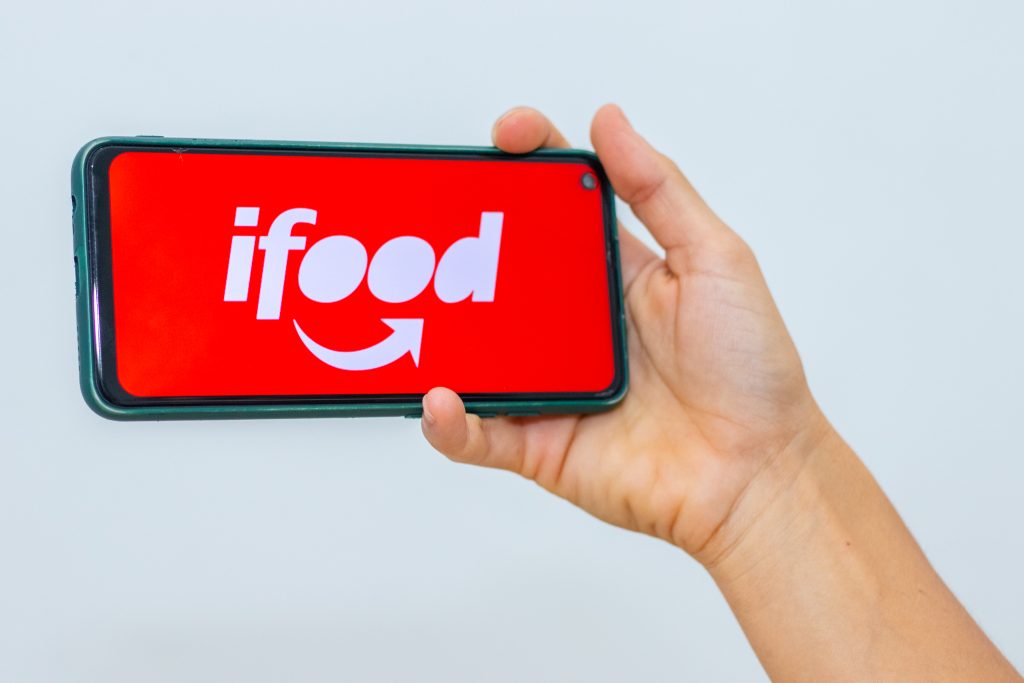 Você é um usuário assíduo do iFood? Então precisa saber a respeito de uma mudança que o aplicativo anunciou recentemente e que muita gente ainda nem acredita.